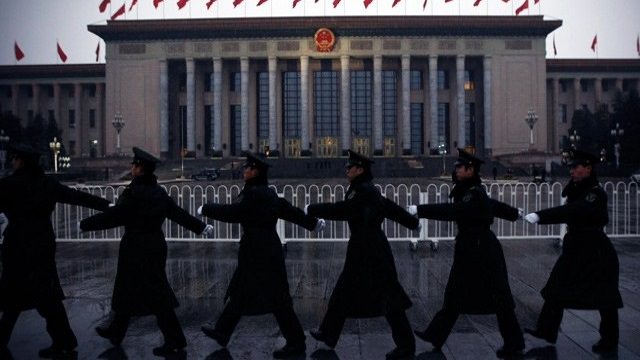 Уйгуров заставят поселить в своих домах членов компартии Китая